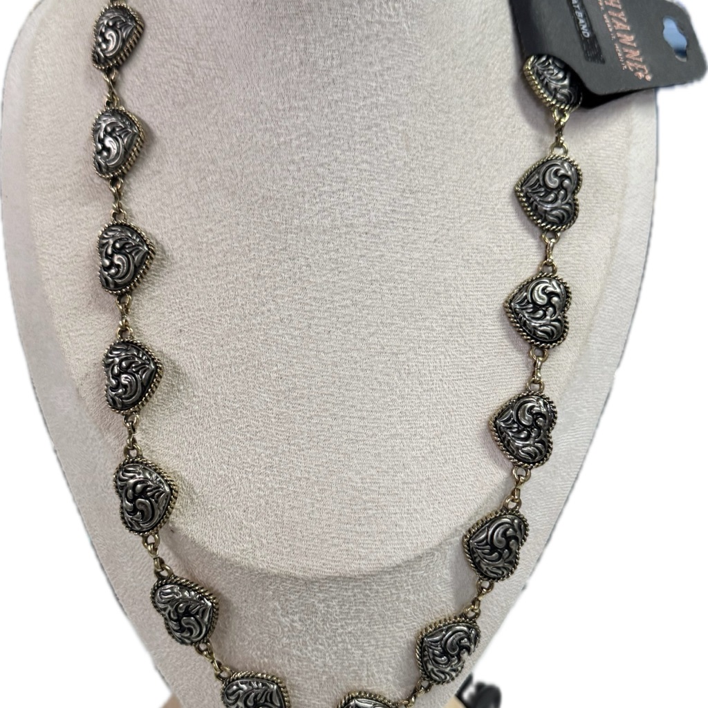 28cmShyanne Gold Filigree Heart Necklace 23$